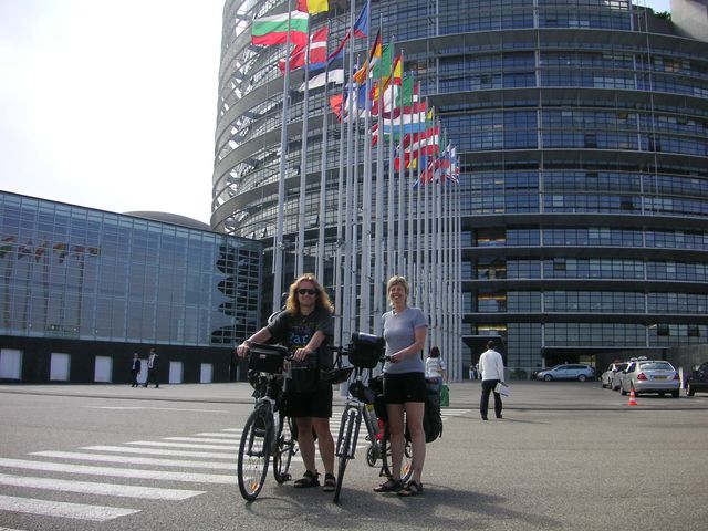 39-2007-Ryn-Strasburk-Evropsky-parlament.JPG