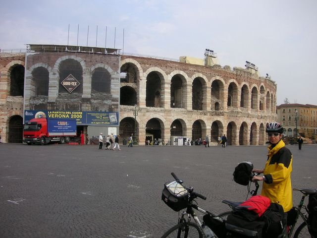 phoca_thumb_l_26-2006-Italie-Verona.JPG