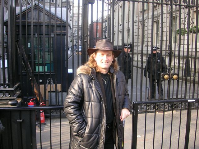 25-2008-Londyn-Downing-Street.JPG